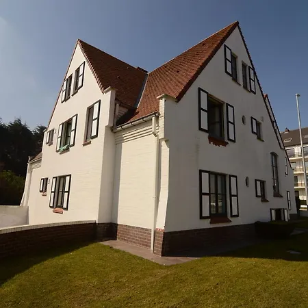 Maison Blanche Villa De Haan